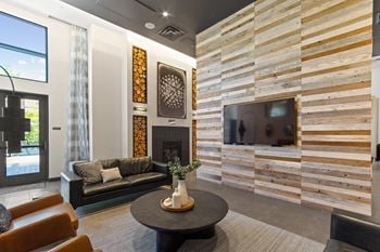 Common area seating at aventine apartments in hercules, ca 94547